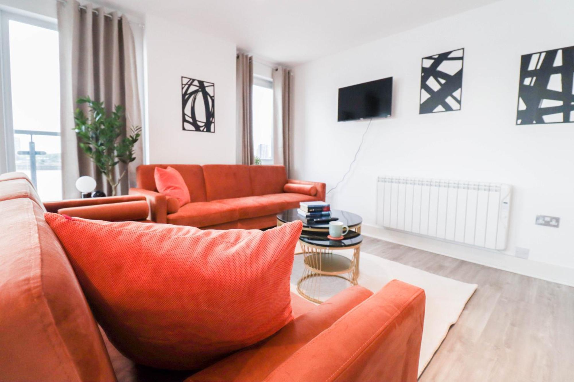 Serene 2-bedroom By The River Appartamento Londra