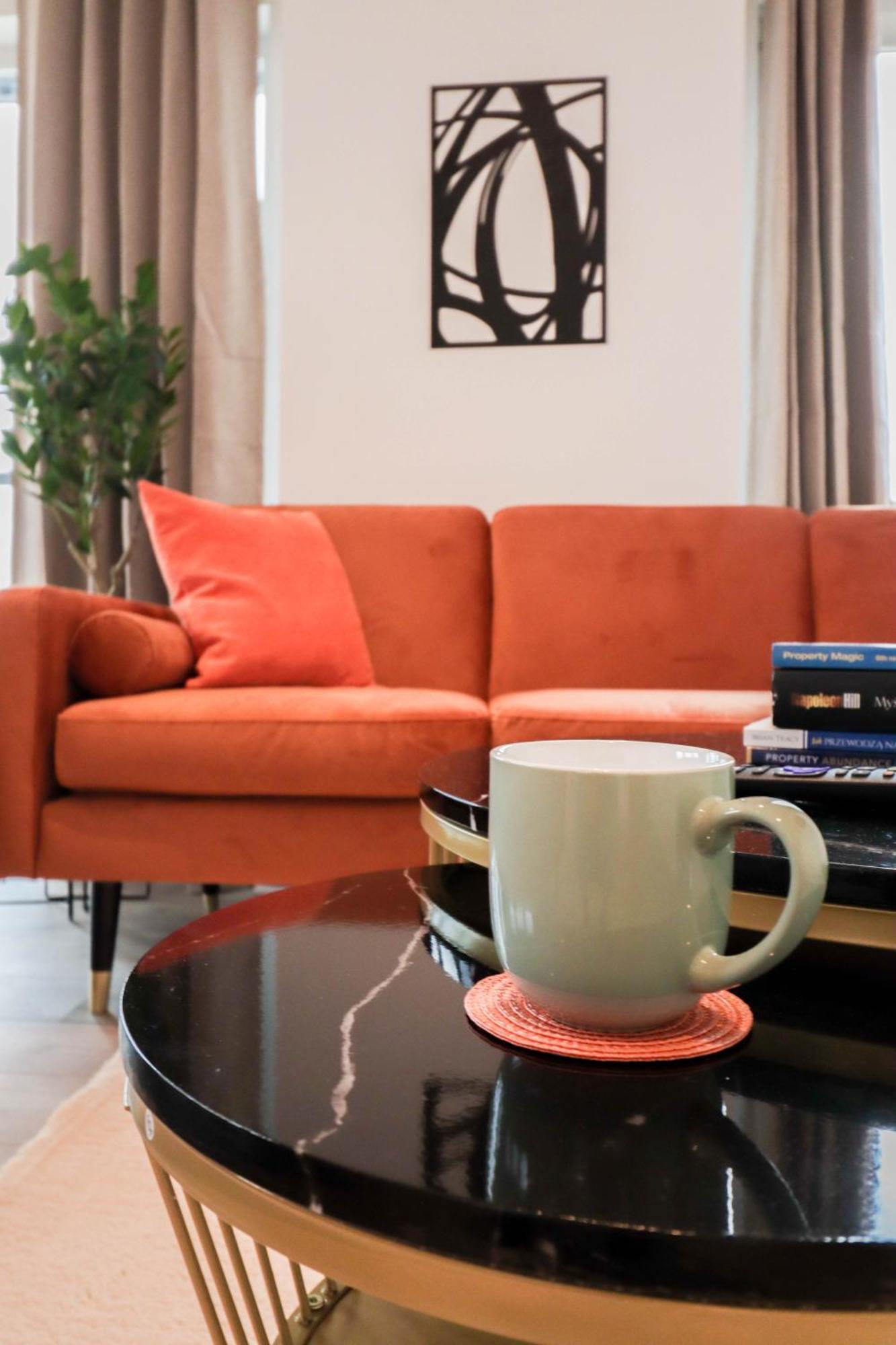 Serene 2-bedroom By The River Appartamento Londra
