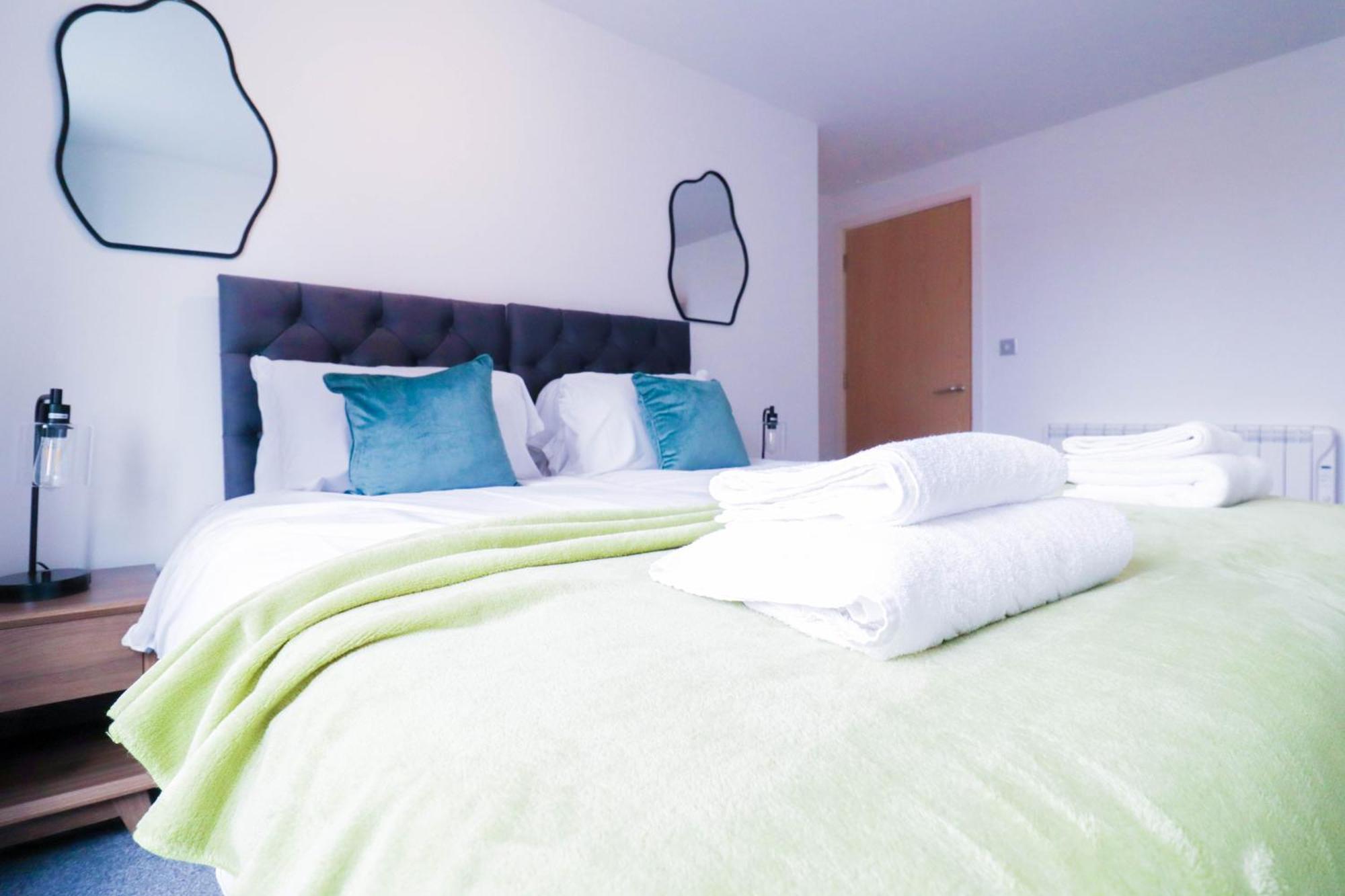 Serene 2-bedroom By The River Appartamento Londra